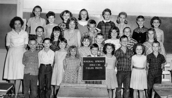 Mineral Springs School 1964